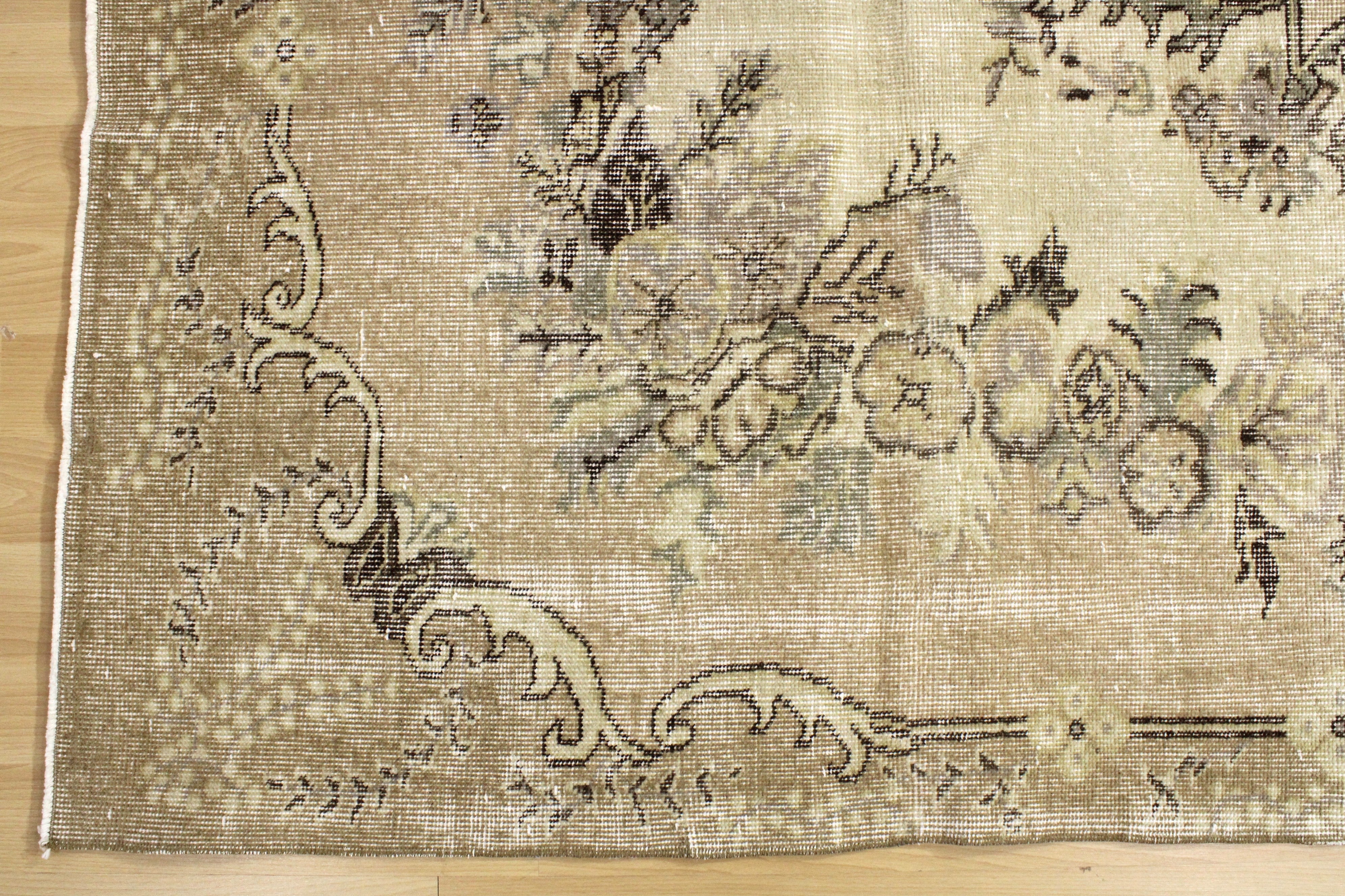 Turkish Vintage Hand-Knotted Wool Rug