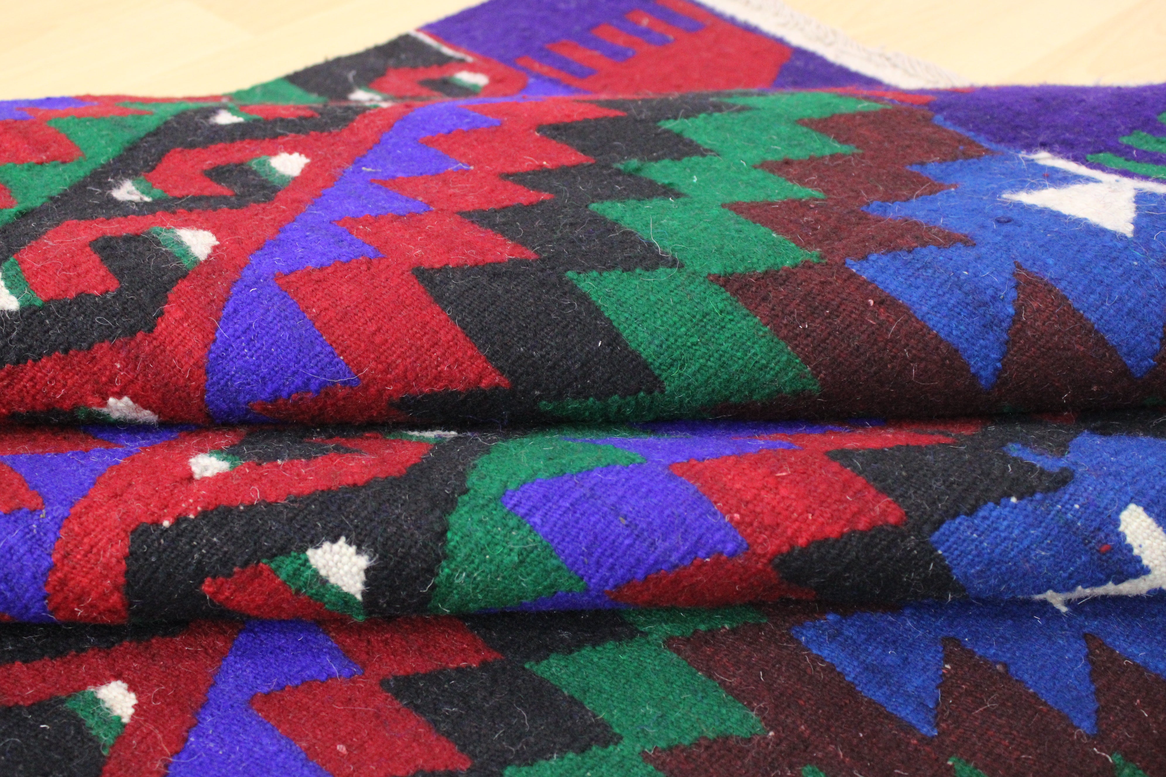 El Dokuma Anadolu Kök Boya Yün Kilim