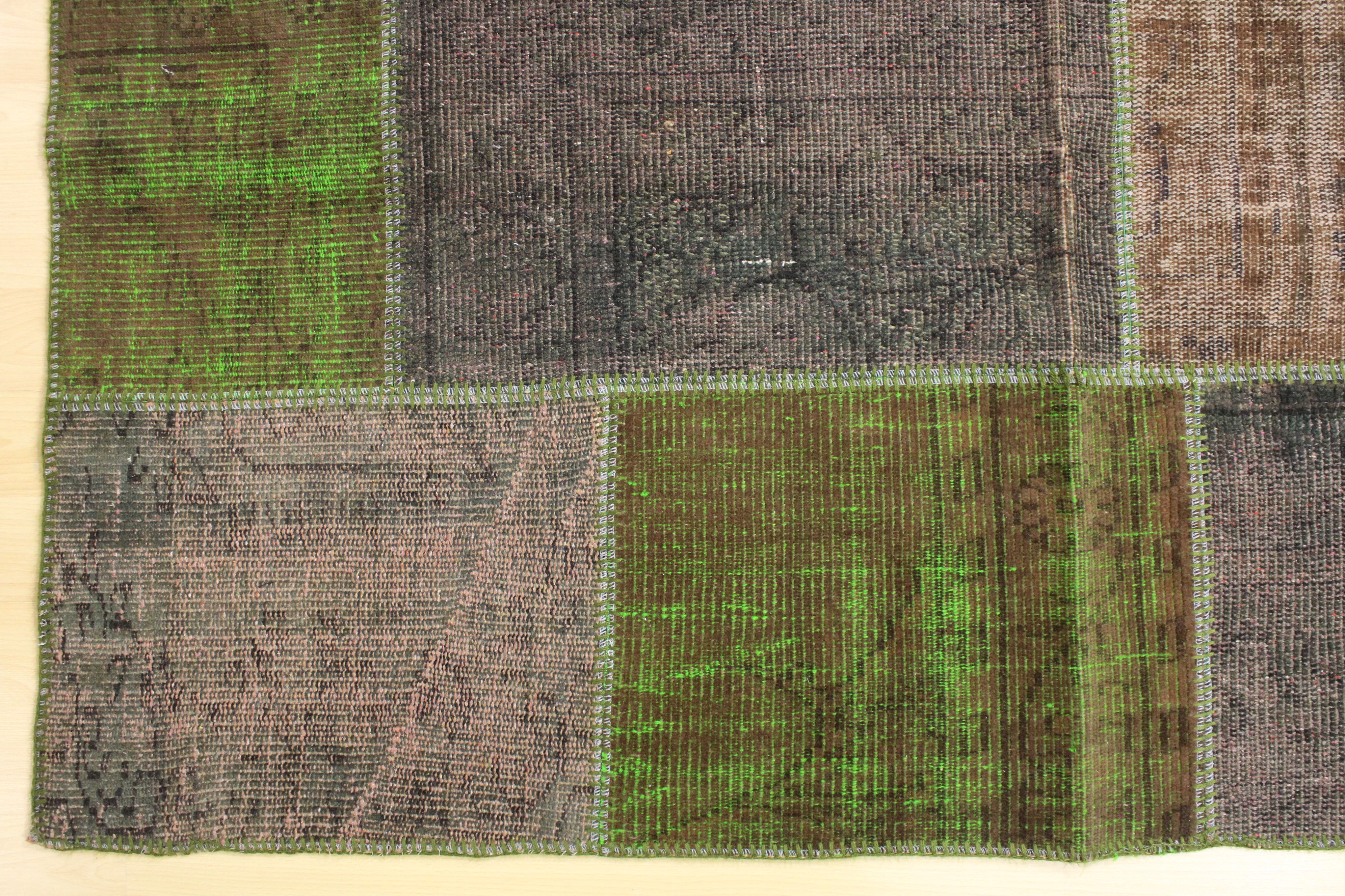 El Dokuma Kök Boya Yün Patchwork Halı