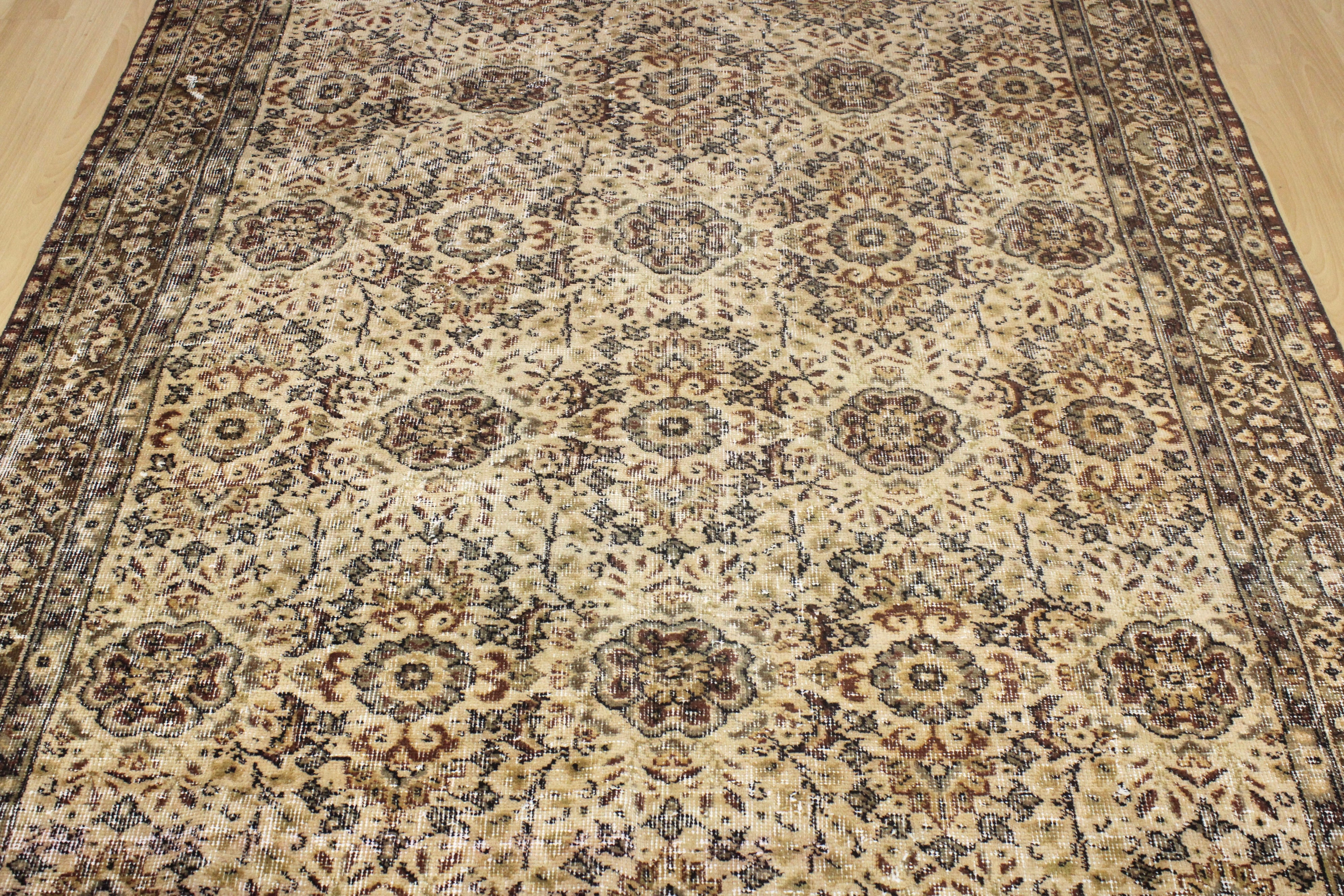 Turkish Vintage Hand-Knotted Wool Rug