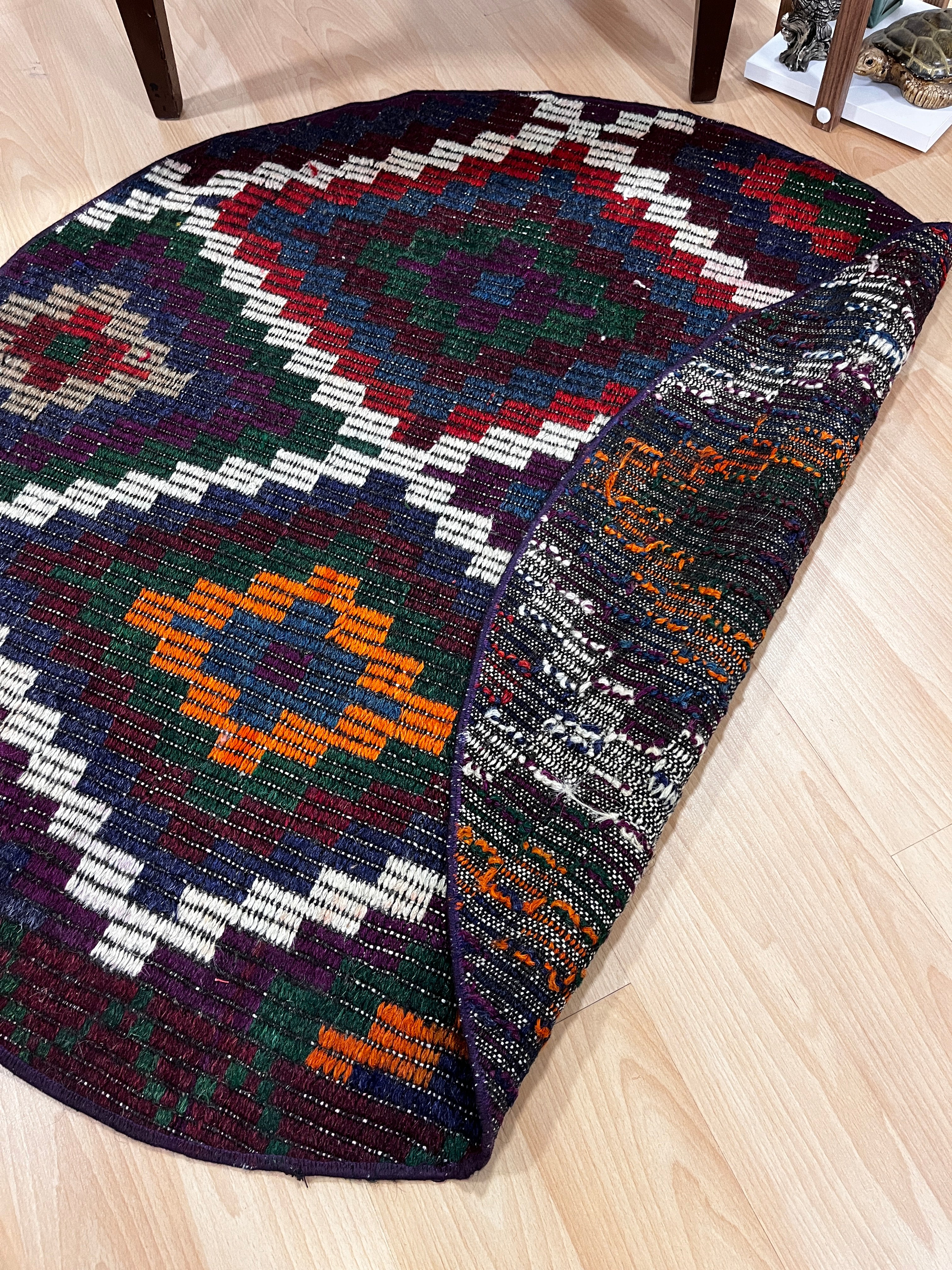Authentic Handwoven Turkish Round Kilim
