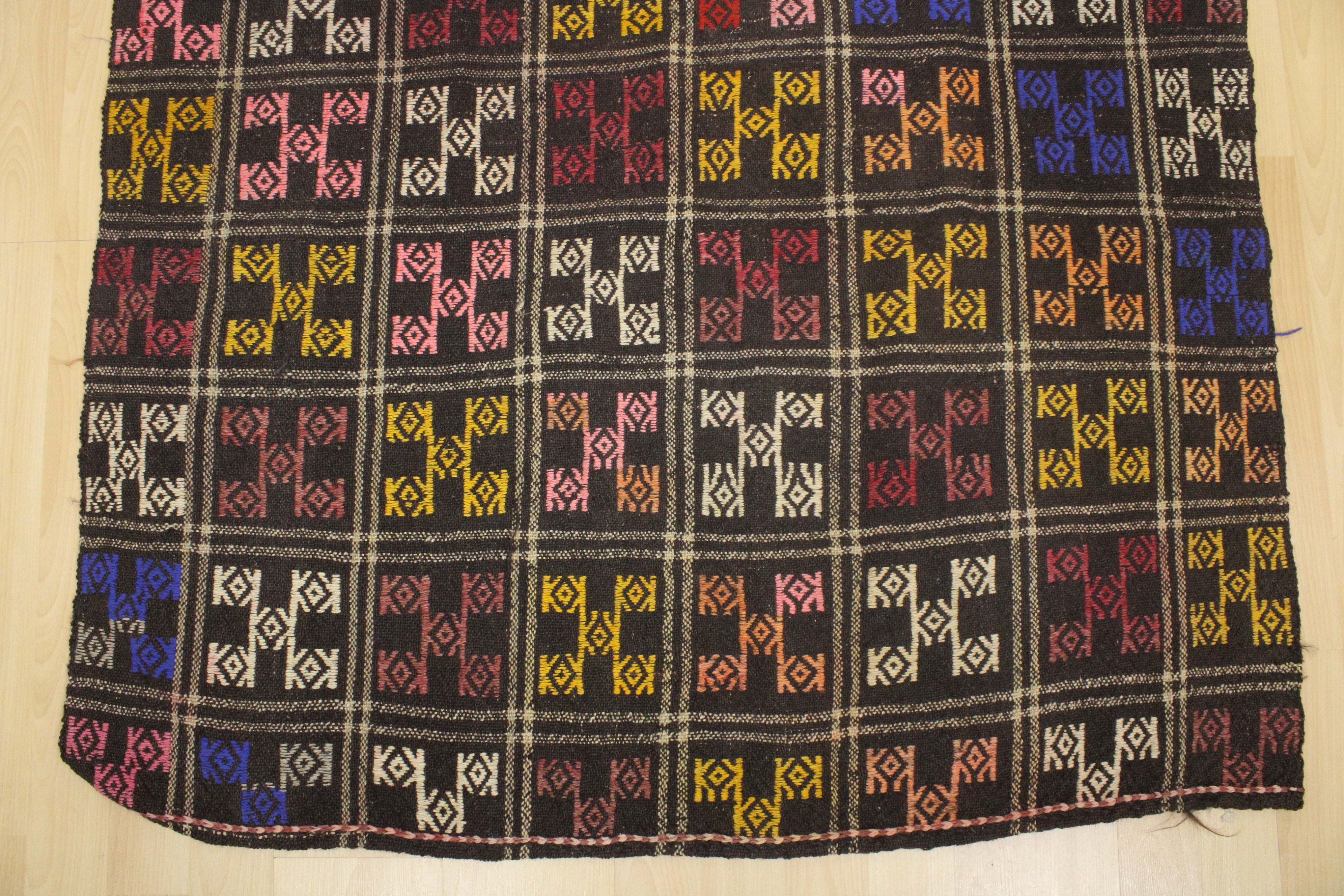 El Dokuma Anadolu Kök Boya Yün Kilim