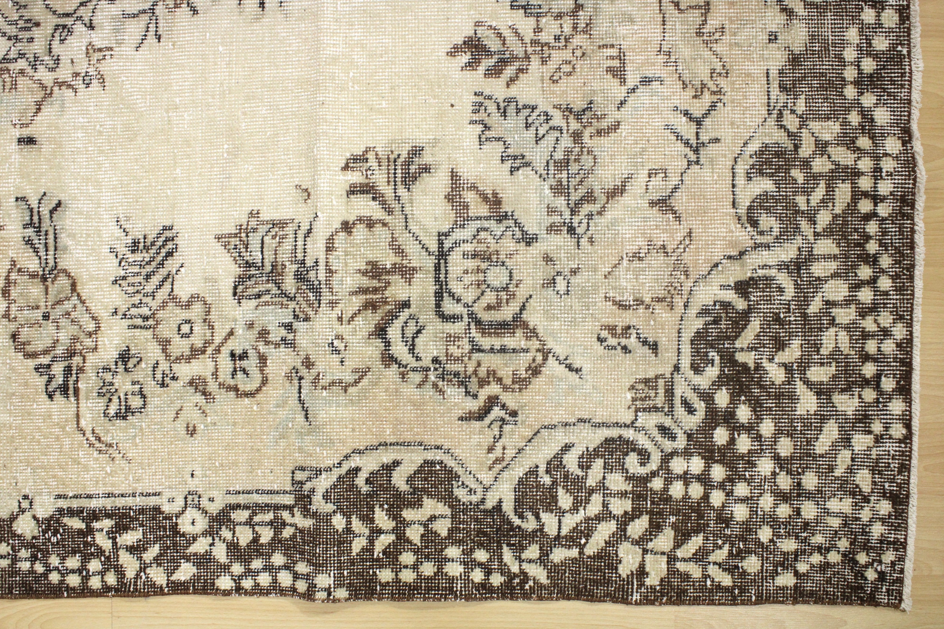 Turkish Vintage Hand-Knotted Wool Rug