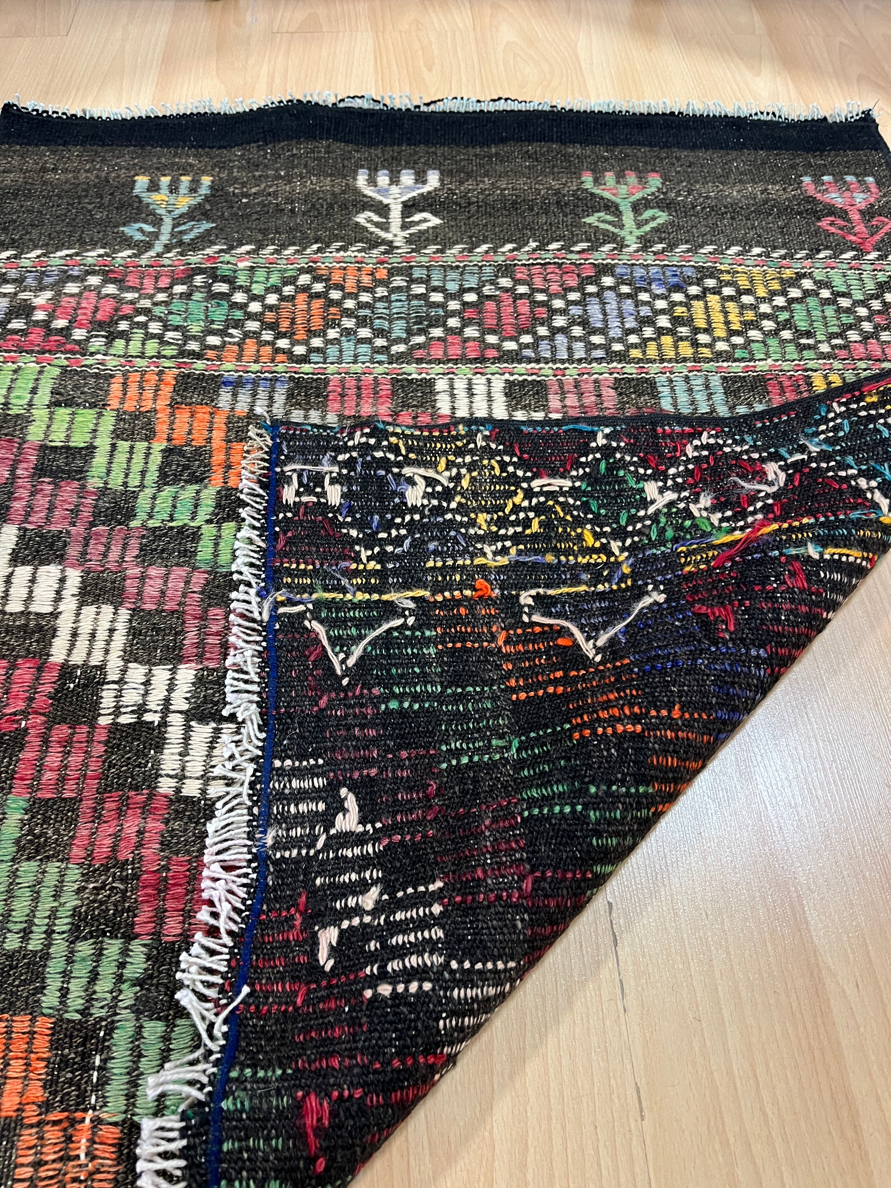 El Dokuma Anadolu Kök Boya Yün Kilim