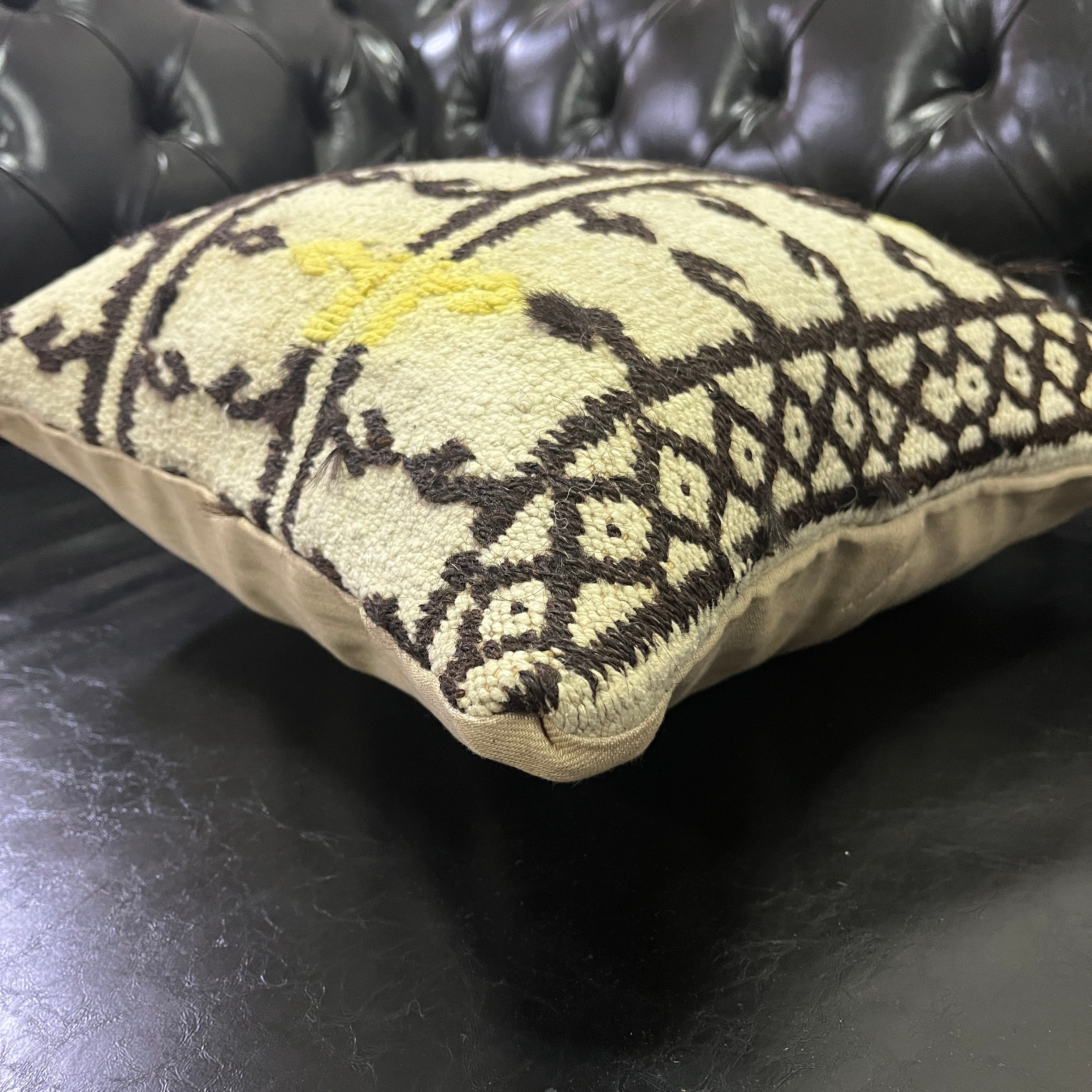 El Yapımı Otantik Yastık Kılıfı