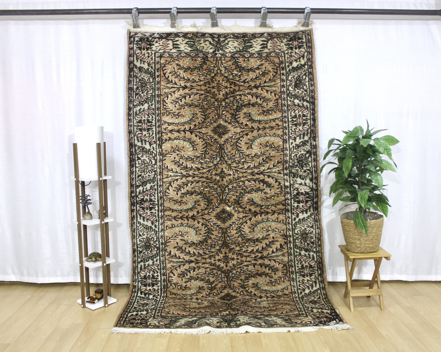 Hand-Knotted Vintage Turkish Rug (5'1" x 8'9")