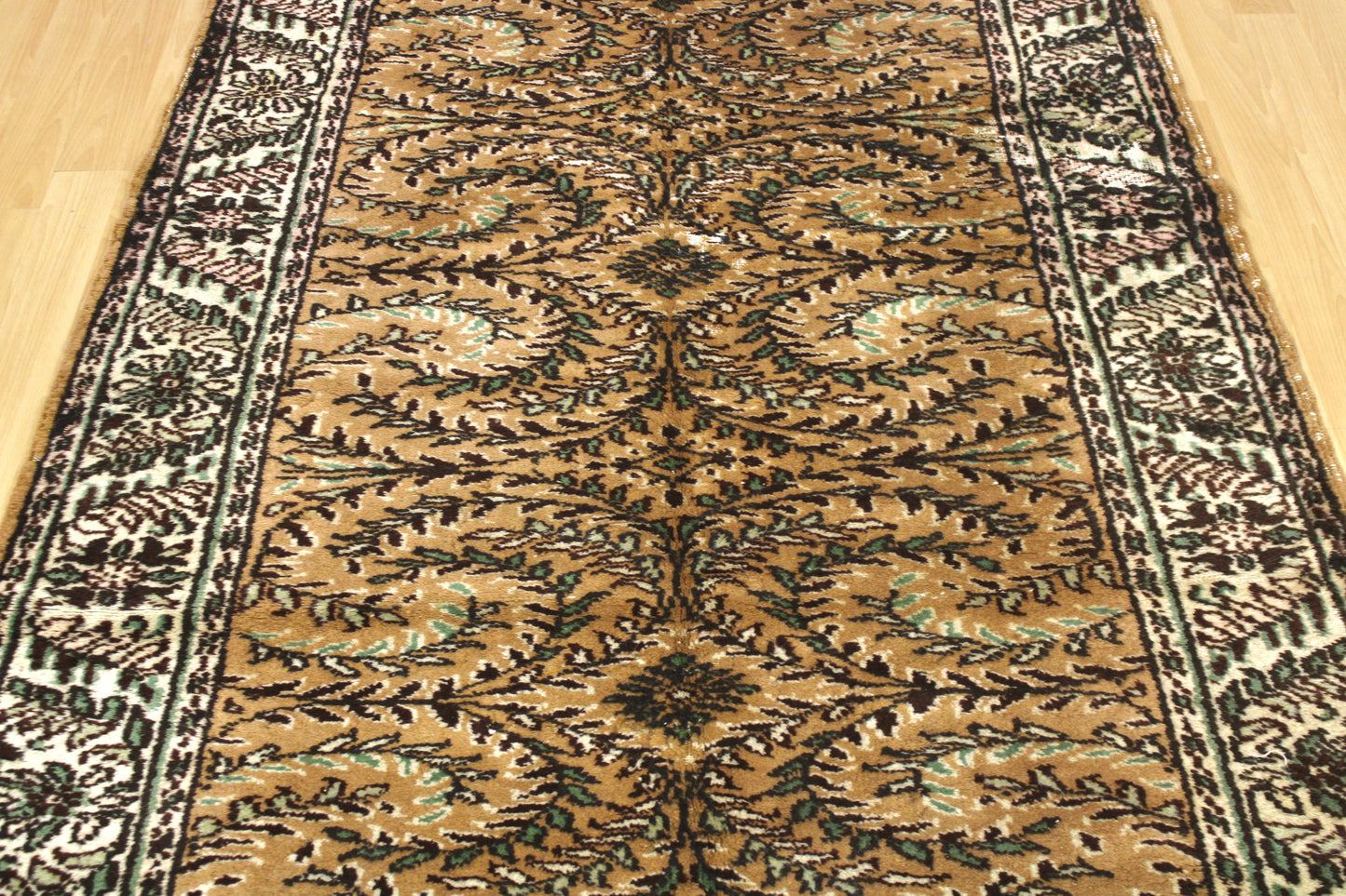 Hand-Knotted Vintage Turkish Rug (5'1" x 8'9")