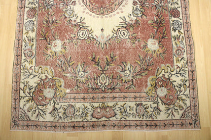 Hand-Knotted Vintage Turkish Rug (5'5" x 9'9")