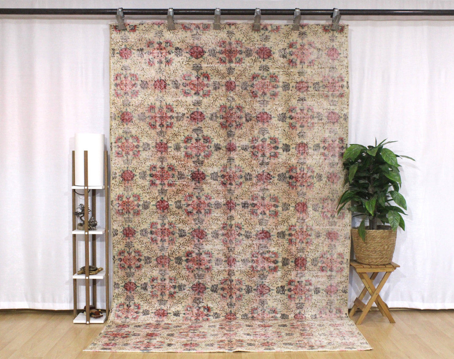 Hand-Knotted Vintage Turkish Rug (5'8" x 9'4")