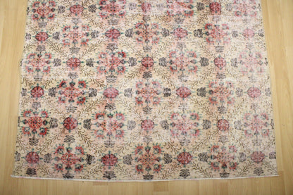 Hand-Knotted Vintage Turkish Rug (5'8" x 9'4")