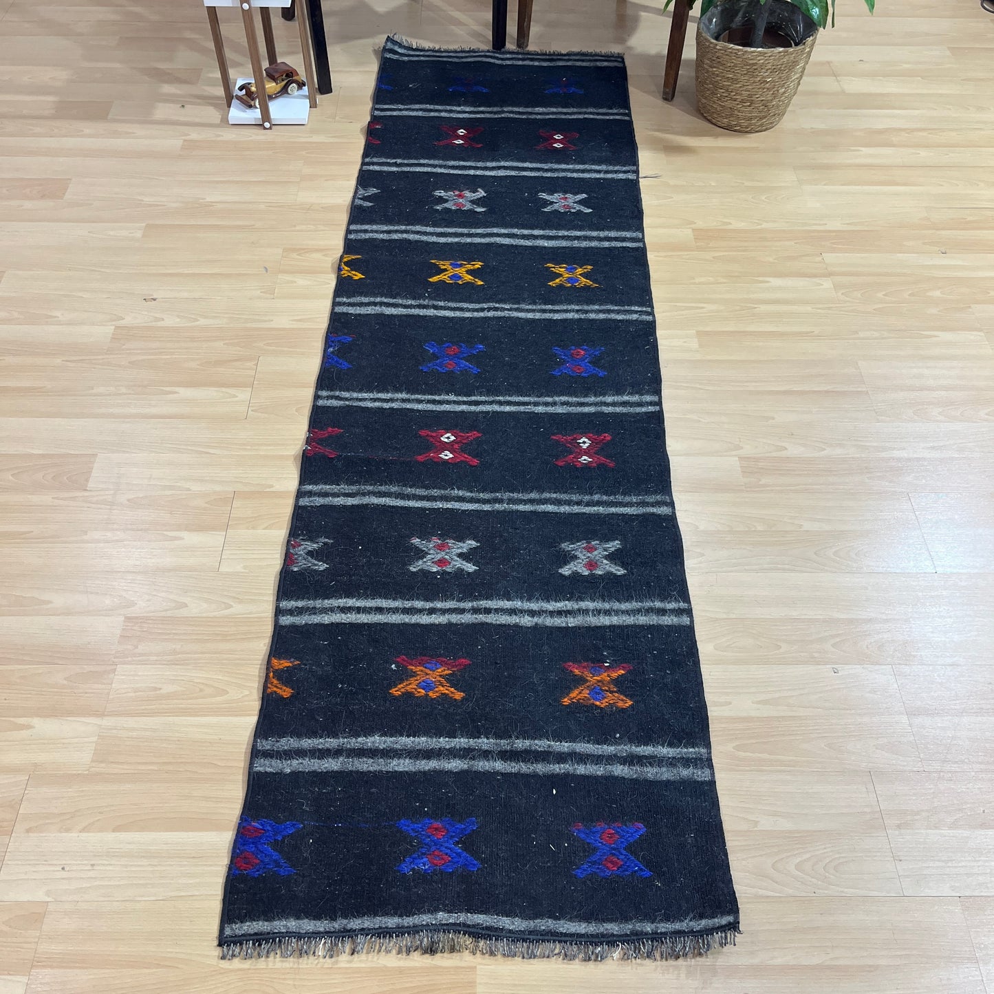 Handwoven Turkish Vintage Runner Kilim (2'4" x 8'6")