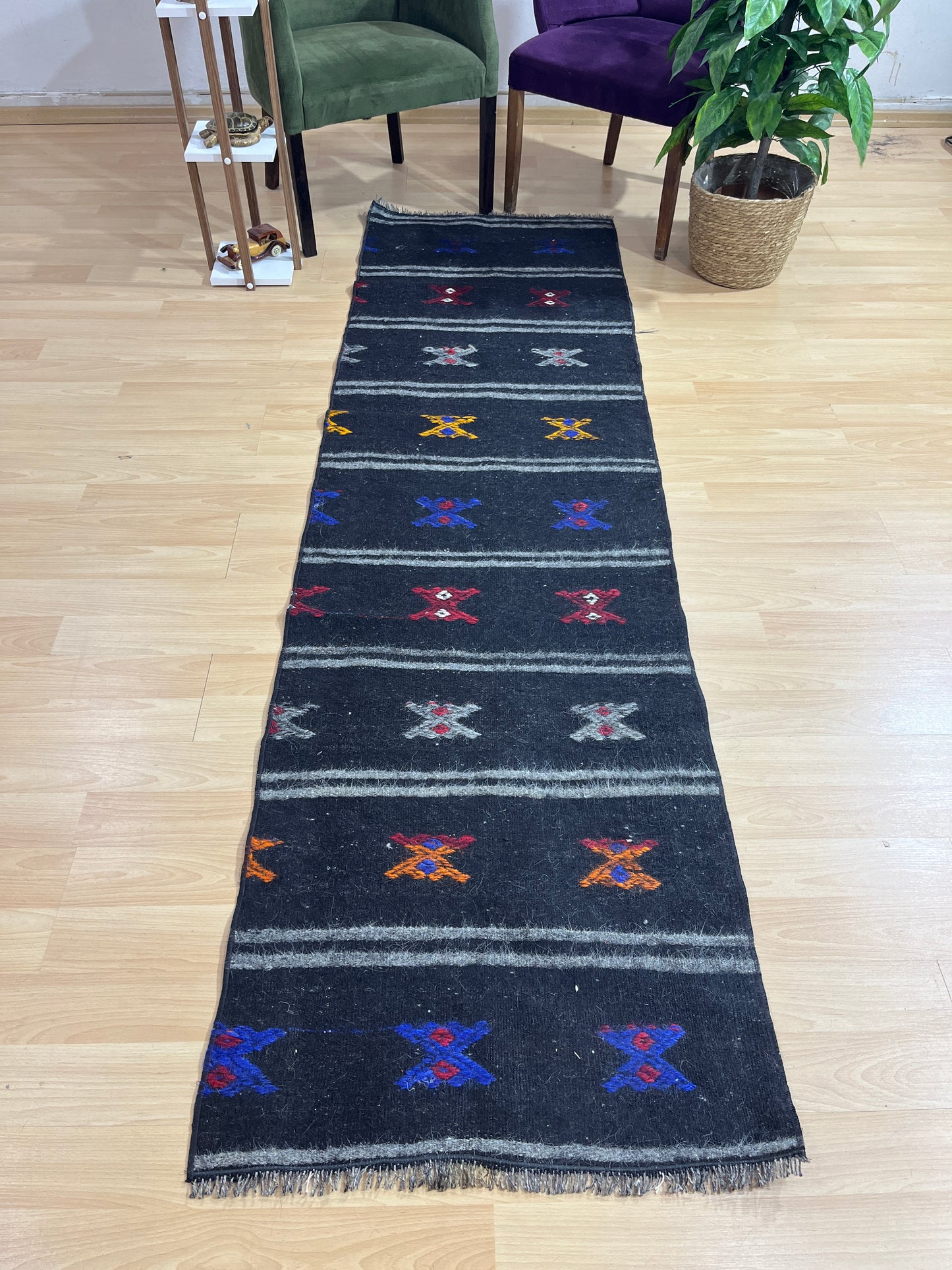 Handwoven Turkish Vintage Runner Kilim (2'4" x 8'6")