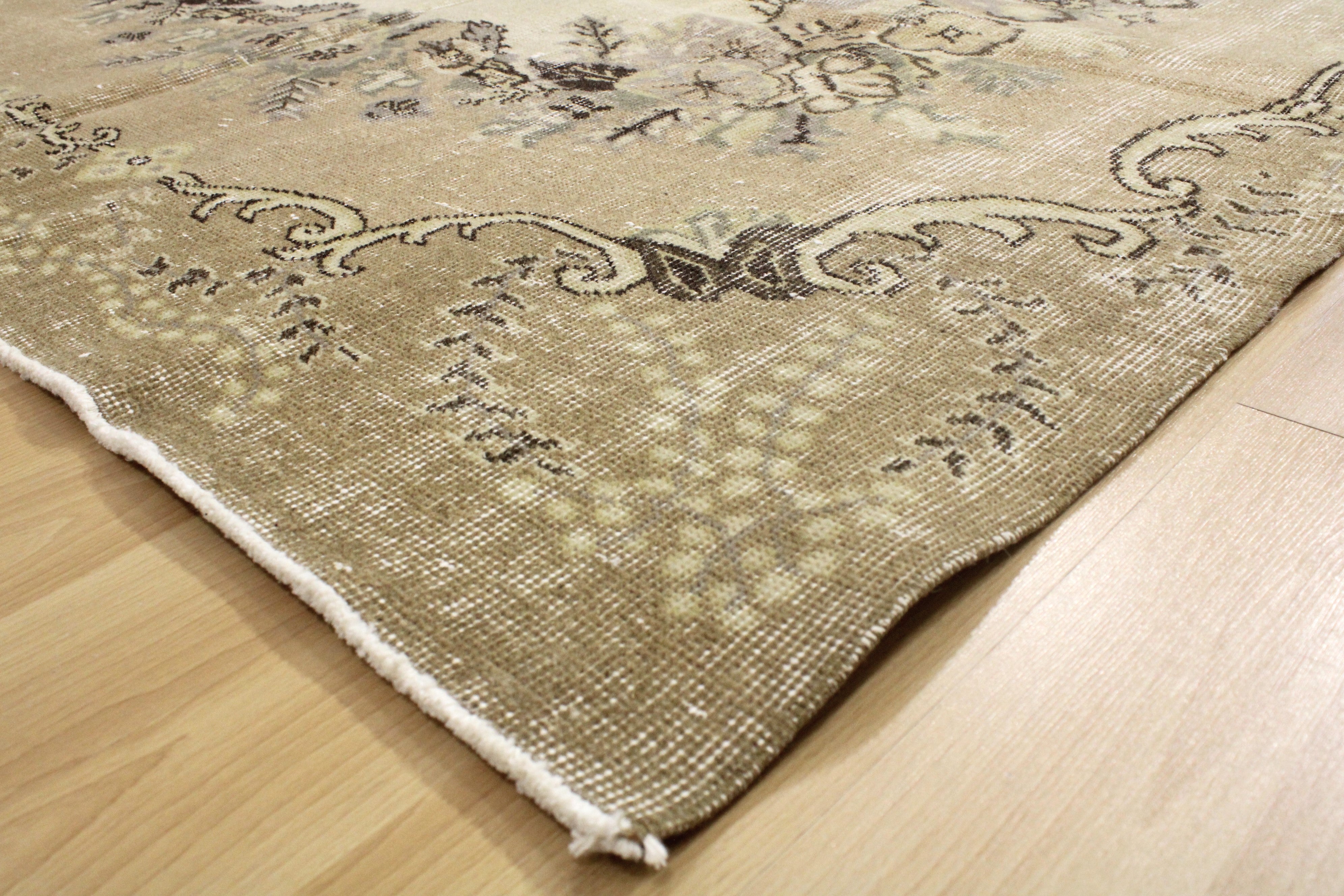 Turkish Vintage Hand-Knotted Wool Rug