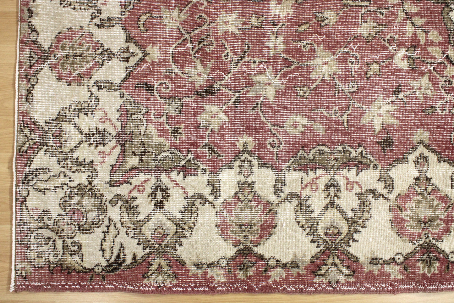 Hand-Knotted Vintage Turkish Rug (5'6" x 9'4")