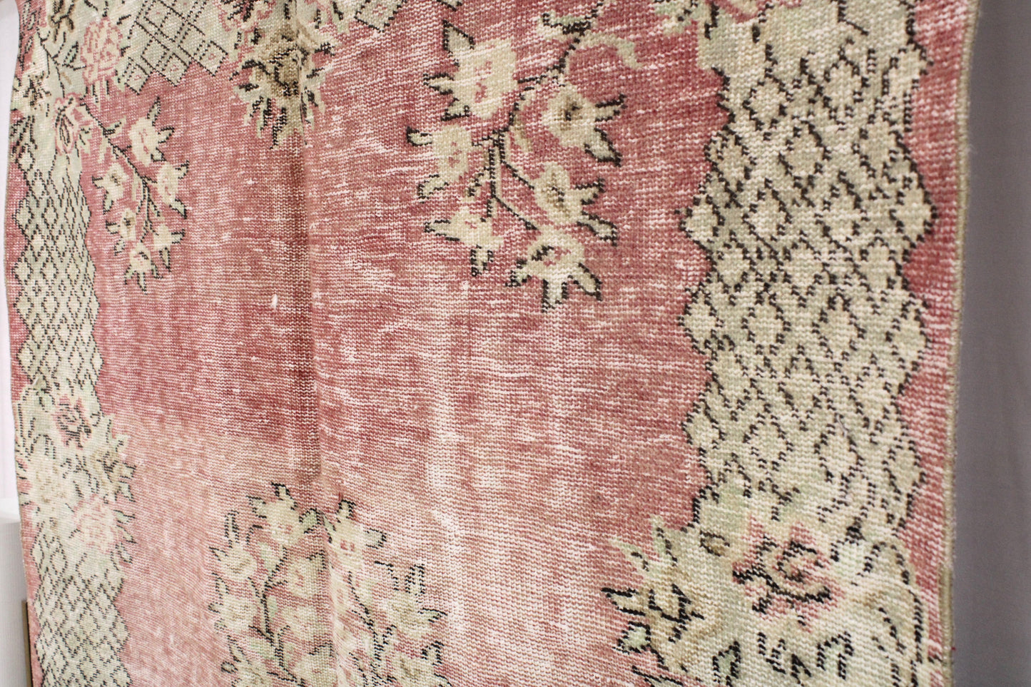 Hand-Knotted Vintage Turkish Rug (5'1" x 8'1")