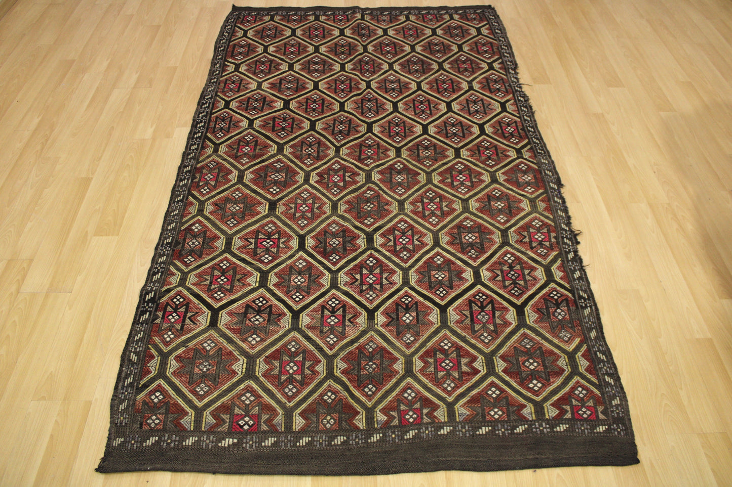 Handwoven Turkish Vintage Kilim (5'1" x 9'2")