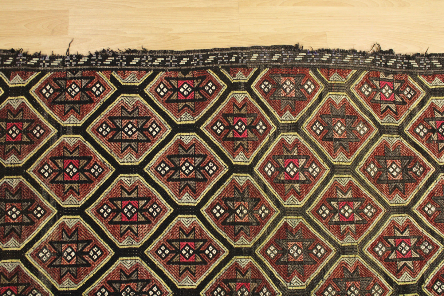 Handwoven Turkish Vintage Kilim (5'1" x 9'2")