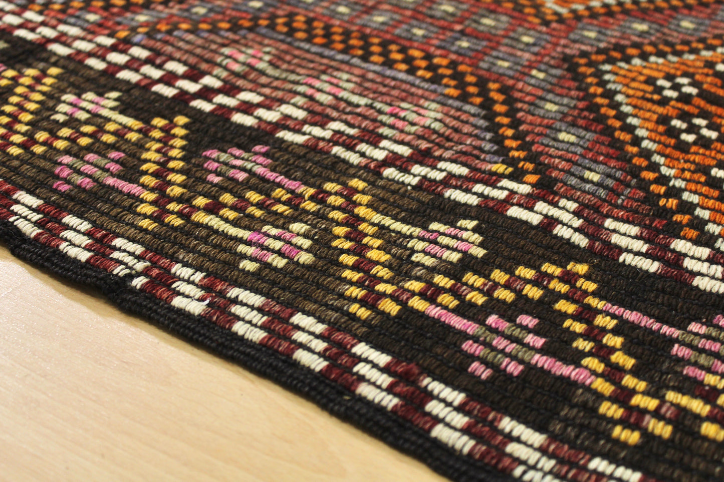 Handwoven Turkish Vintage Kilim (6'3" x 11'3")