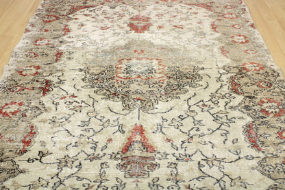 Hand-Knotted Vintage Turkish Rug (5'6" x 8'4")