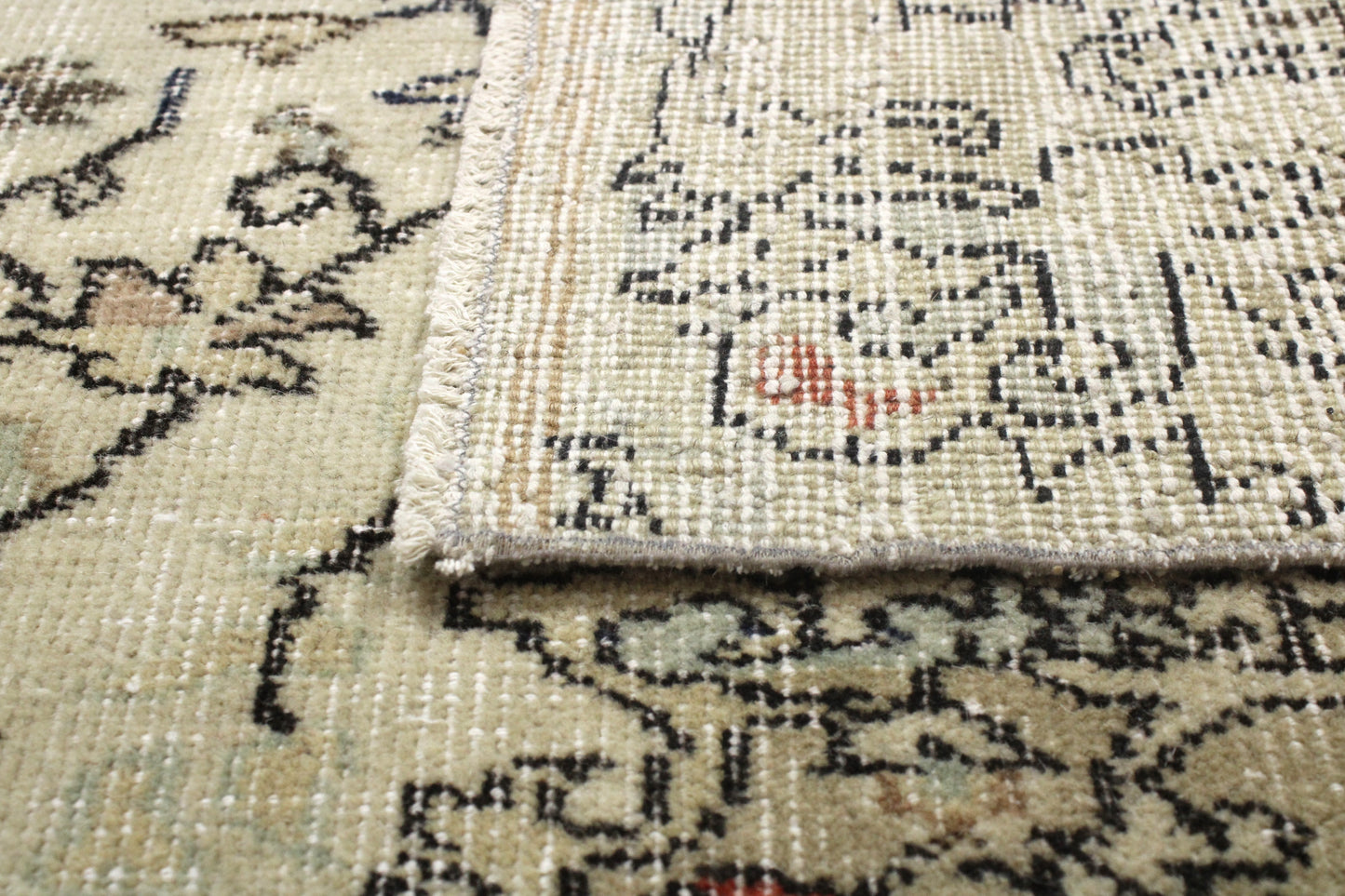 Hand-Knotted Vintage Turkish Rug (5'6" x 8'4")