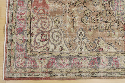 Hand-Knotted Vintage Turkish Rug (5'8" x 8'2")