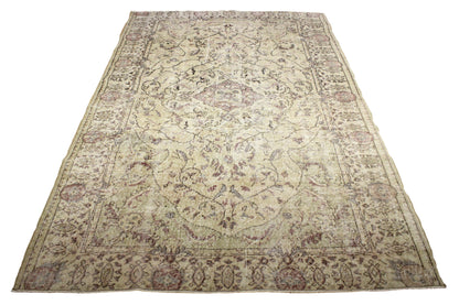 Hand-Knotted Vintage Turkish Rug (5'9" x 8'9")