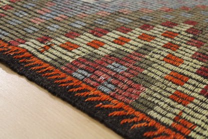 Handwoven Turkish Vintage Kilim (6'5" x 10'11")