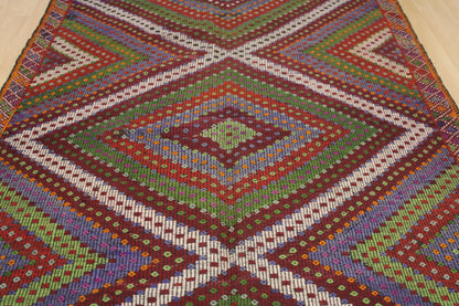 Handwoven Turkish Vintage Kilim (6'12" x 10'9")