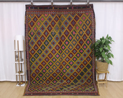 Handwoven Turkish Vintage Kilim (5'9" x 9'3")