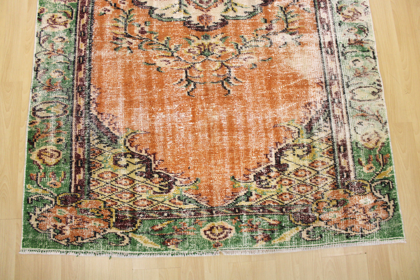 Hand-Knotted Vintage Turkish Rug (5'2" x 8'6")