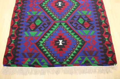 Handwoven Turkish Vintage Kilim (5'9" x 10'10")