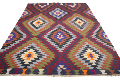 Handwoven Turkish Vintage Kilim (6'8" x 8'11")