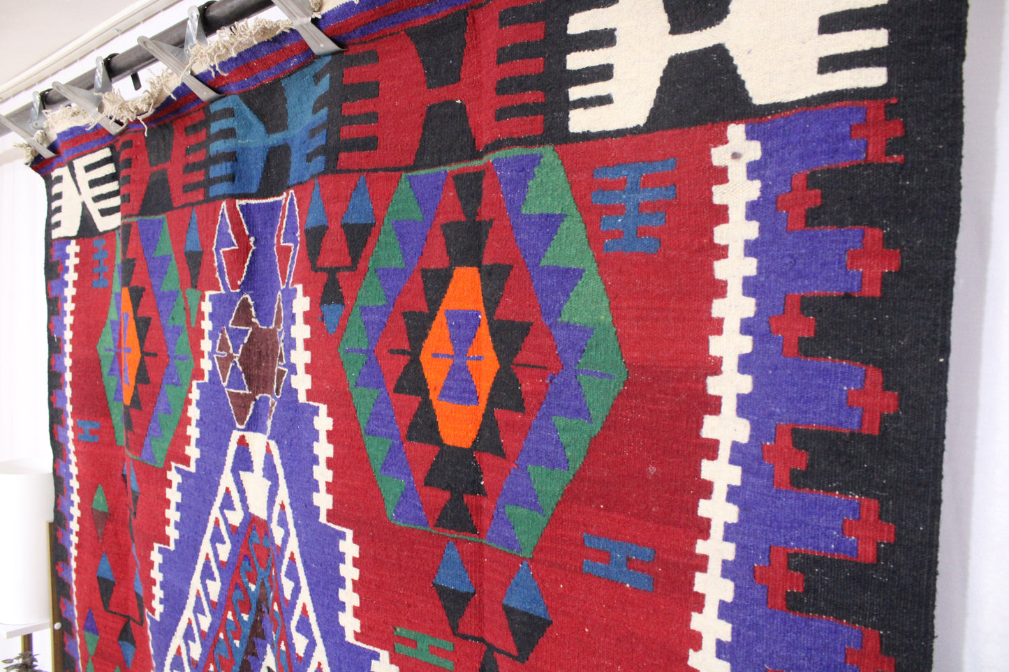 Handwoven Turkish Vintage Kilim (6'3" x 10'11")