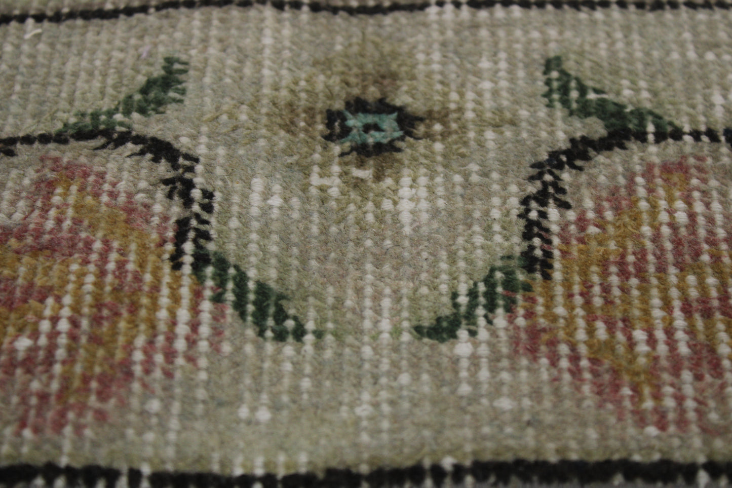 Hand-Knotted Vintage Turkish Rug (3'11" x 6'8")