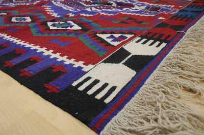 Handwoven Turkish Vintage Kilim (6'3" x 10'11")