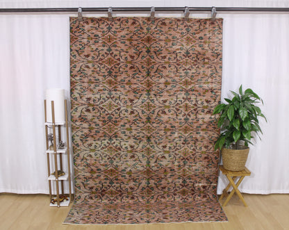 Hand-Knotted Vintage Turkish Rug (5'6" x 8'9")