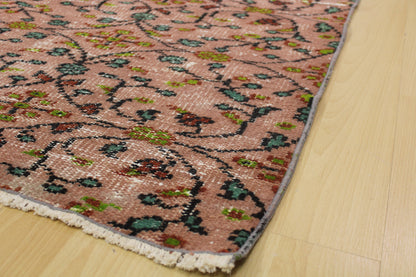 Hand-Knotted Vintage Turkish Rug (5'6" x 8'9")