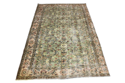 Hand-Knotted Vintage Turkish Rug (5'1" x 8'3")