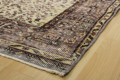 Hand-Knotted Vintage Turkish Rug (5'2" x 8'10")