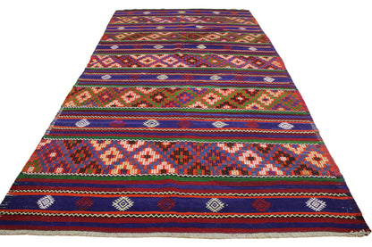 Handwoven Turkish Vintage Kilim (5'7" x 10'10")