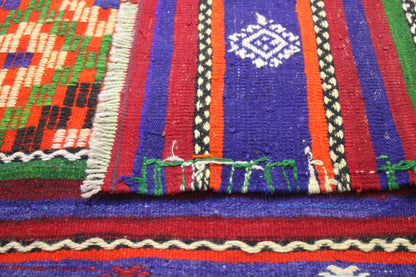 Handwoven Turkish Vintage Kilim (5'7" x 10'10")