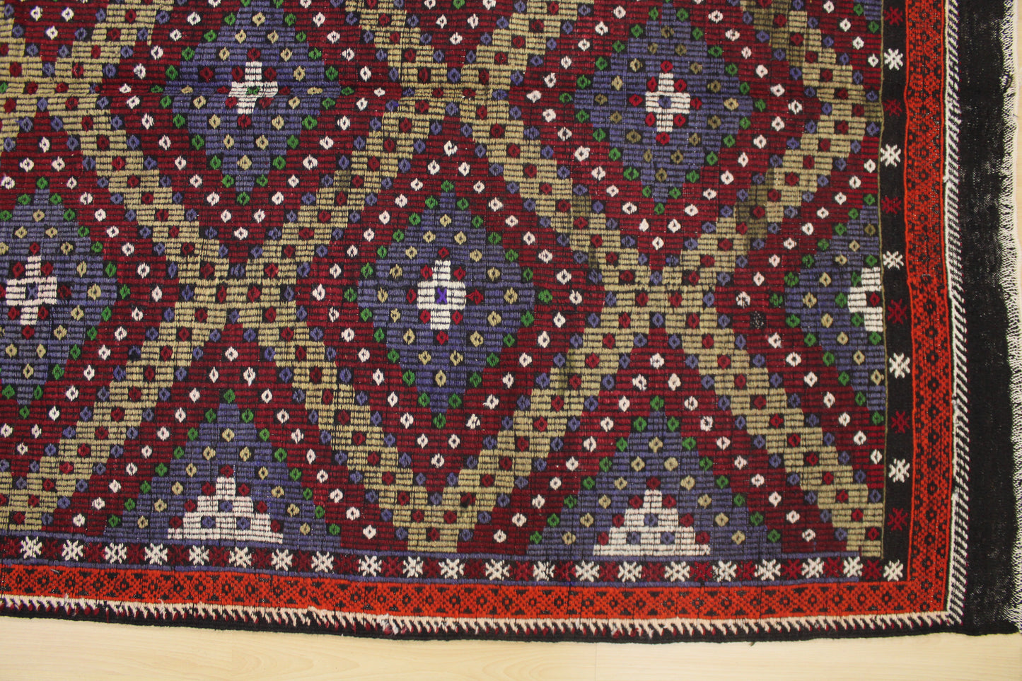 Handwoven Turkish Vintage Kilim (5'9" x 12'2")