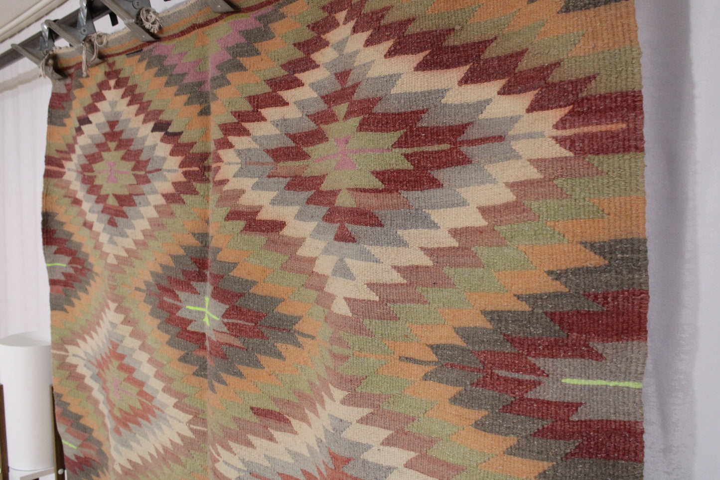 Handwoven Turkish Vintage Kilim (5'4" x 8'11")