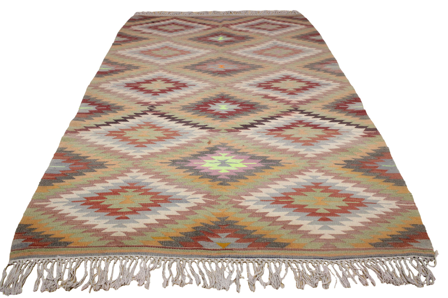 Handwoven Turkish Vintage Kilim (5'4" x 8'11")