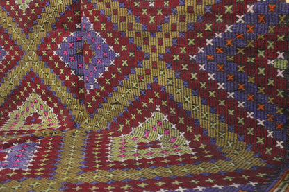 Handwoven Turkish Vintage Kilim (6'2" x 10'10")