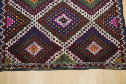 Handwoven Turkish Vintage Kilim (6'8" x 10'0")