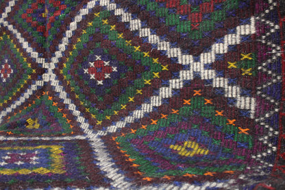 Handwoven Turkish Vintage Kilim (7'1" x 10'4")