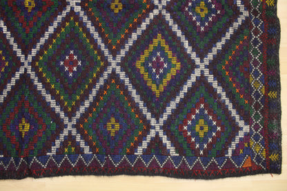 Handwoven Turkish Vintage Kilim (7'1" x 10'4")