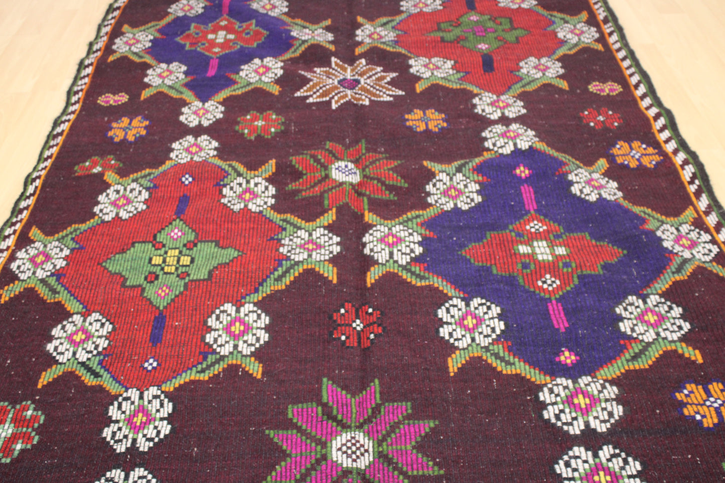 Handwoven Turkish Vintage Kilim (6'2" x 9'9")