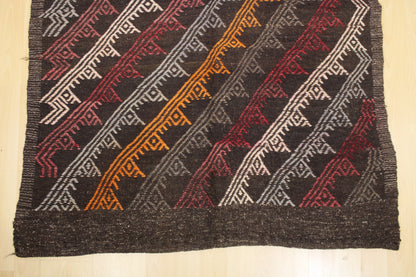 Handwoven Turkish Vintage Kilim (4'6" x 11'3")